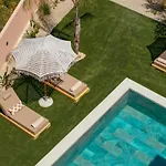 Luna By Vintage Travel Villa Amoudi