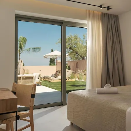 Luna By Vintage Travel Amoudi