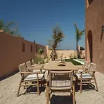 Luna By Vintage Travel Amoudi